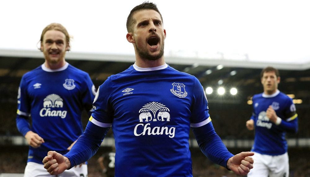 Ανανέωσε και ξεκίνησε βασικός ο Μιραλάς