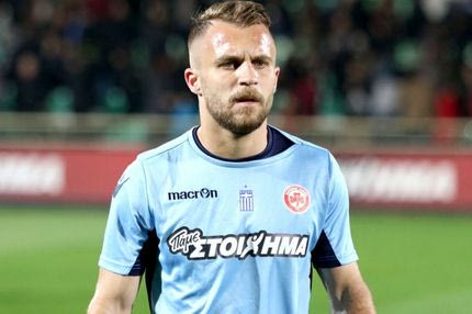 “Βόμβες” Ολυμπιακού κατά Ιβάν που μιλάει για ξεφτίλες!