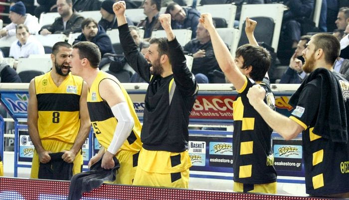 VIDEO: Το “γλέντι” των παικτών του Άρη στα αποδυτήρια