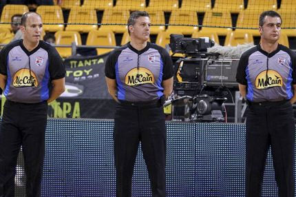 Τα συγχαρίκια του Άρη στους διαιτητές