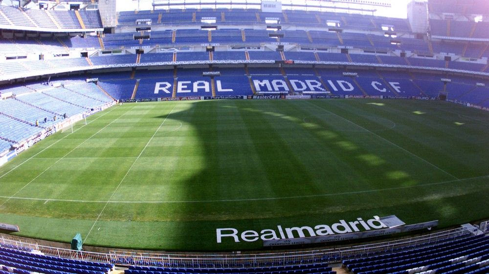 Απόβαση Αγγλων στο “Μπερναμπέου”