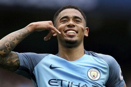 Από μπογιατζής στους δρόμους του Ρίο, ποδοσφαιριστής της Σίτι