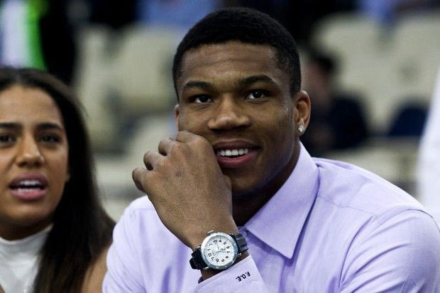 Πόσταραν τη νέα φανέλα της Εθνικής οι Μπακς!