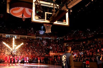 Ύψωσαν κασκόλ του ΠΑΟΚ στο “Σινάν Ερντέμ”!