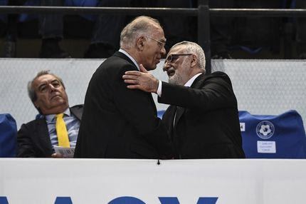 Από το ΣΕΦ στο… ΠΑΟΚ-ΑΕΚ ο Bασίλης Λεβέντης!