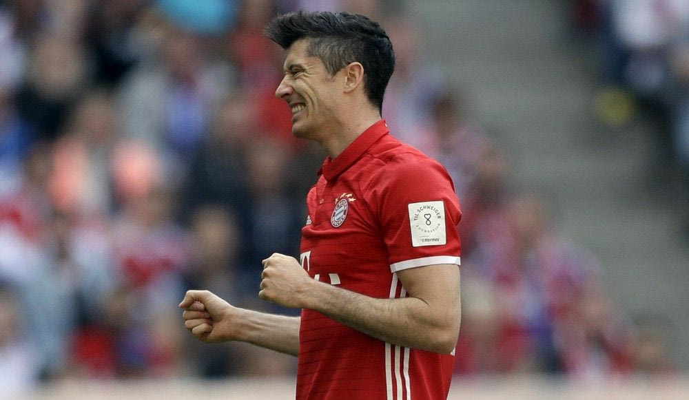 Η Μπάγερν ξαναχτύπησε με το πιο ΞΕΚΑΡΔΙΣΤΙΚΟ tweet