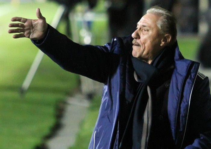 Έξω ο Πιπίνης μέσα ο Κύπρου