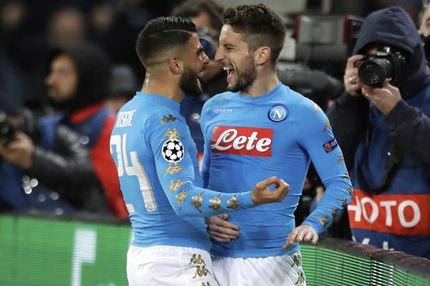 Πού πας με το κινητό κύριε Μέρτενς;