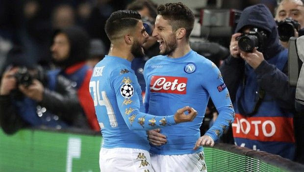 Πού πας με το κινητό κύριε Μέρτενς;