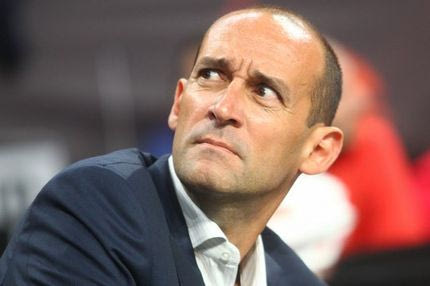 Δεν αλλάζει θέση ο Αγγελόπουλος!