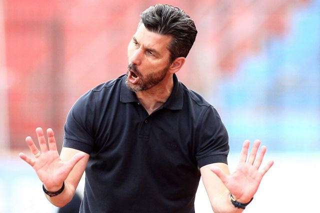 Ο σκασμένος Ουζουνίδης και η ντρίμπλα για τον Πανιώνιο