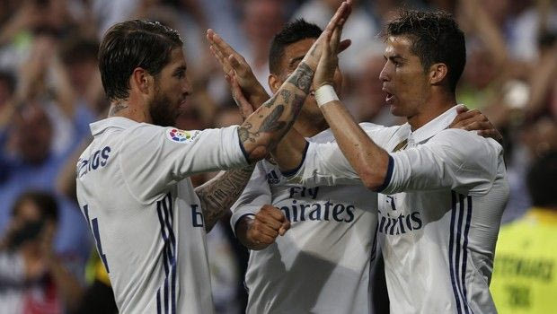 Το “ακατάλληλο” φιλί του Ίσκο στον Ράμος!