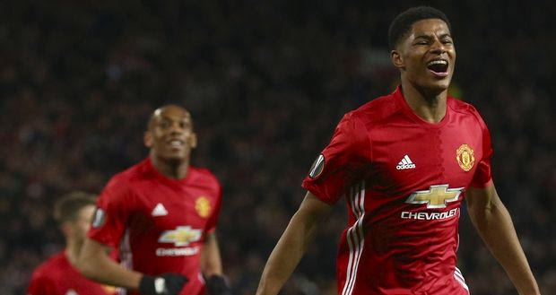 Ντυμένη “μαύροι διάβολοι” τη νέα σεζόν η Γιουνάιτεντ