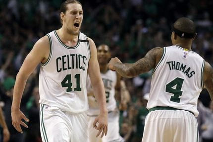 “Γίγαντας” Τόμας και πρόκριση στους Τελικούς για Σέλτικς