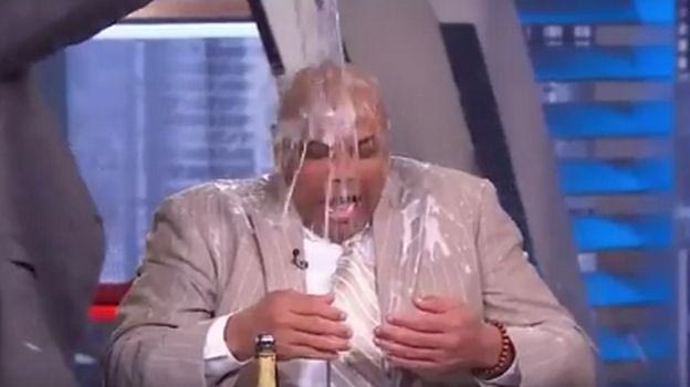 Φάπες στον… αέρα ο Shaquille στον Barkley!