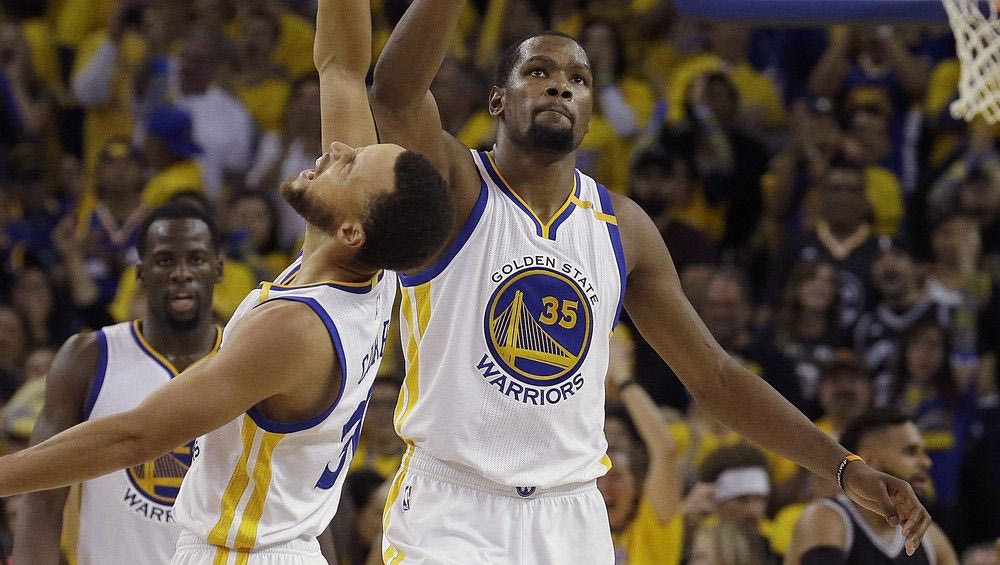 Οι Γουόριορς έκαναν μια ανατροπή που θα μείνει στην ιστορία