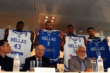 Γούρικες οι νέες εμφανίσεις για την Εθνική!