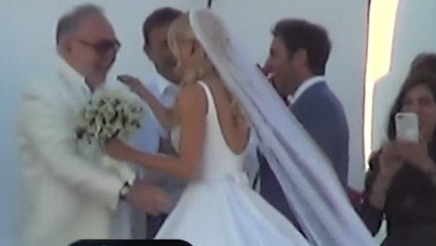 Μαρινάκης και Κόκκαλης στο γάμο Θεοδωρίδη-Δούκισας Νομικού!