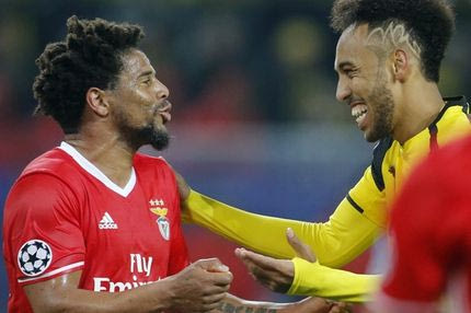 Και ο Ελισέου για αριστερά