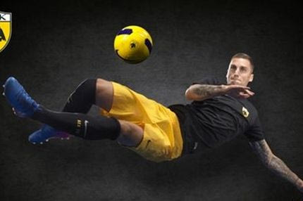 Μαύρη, Τσαμπιονλιγκάτη, με δικέφαλο!