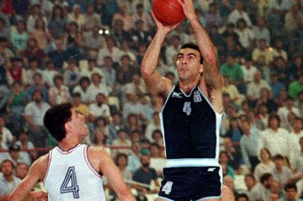 Ο Γκάλης “μυρίζει” ακόμη τ’ αποδυτήρια του ΣΕΦ