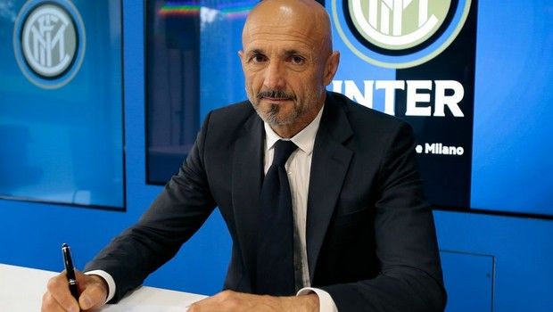 Η παρουσίαση του Σπαλέτι είχε και ολίγον από… Μανωλά