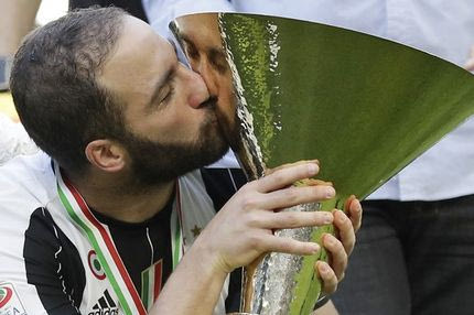 Η πληρωμένη απάντηση του Ιγκουαΐν σε… αναιδή ρεπόρτερ!