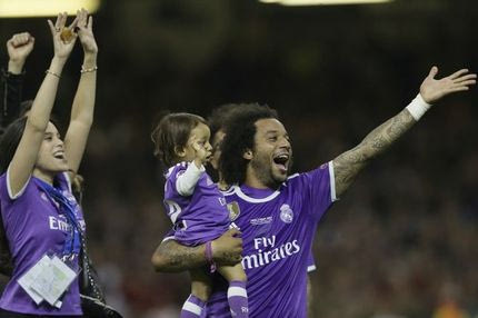 Ο Ρομπέρτο Κάρλος εξέθεσε τον… μεθυσμένο Μαρσέλο!