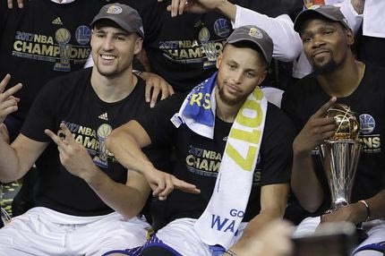 Ράπισμα σε Τραμπ από τους πρωταθλητές Warriors!