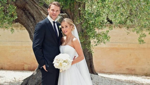 ΓΙΓΑΝΤΑΣ Νόιερ: πήγε στο γάμο του με τις πατερίτσες!