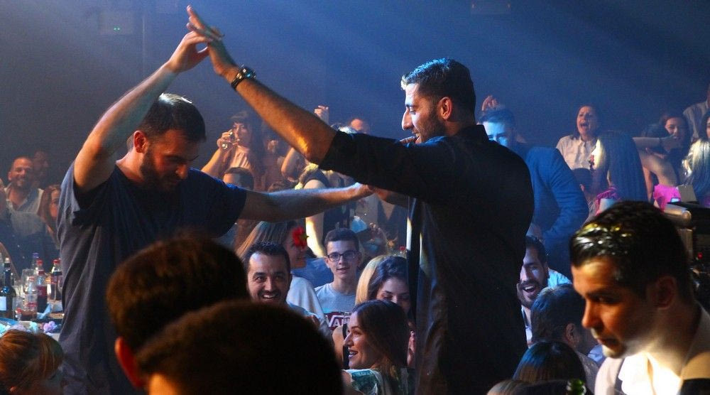 Άνοιξαν τα μπουζούκια για τον νταμπλούχο Παναθηναϊκό!