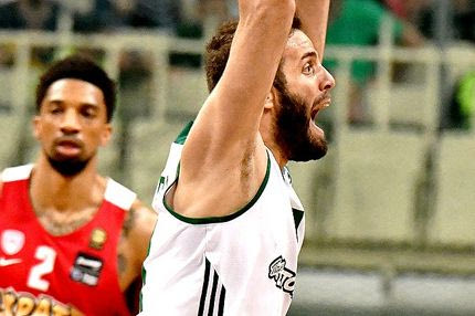 Έλειπε ο Σπανούλης, χόρευε ο Παππάς!