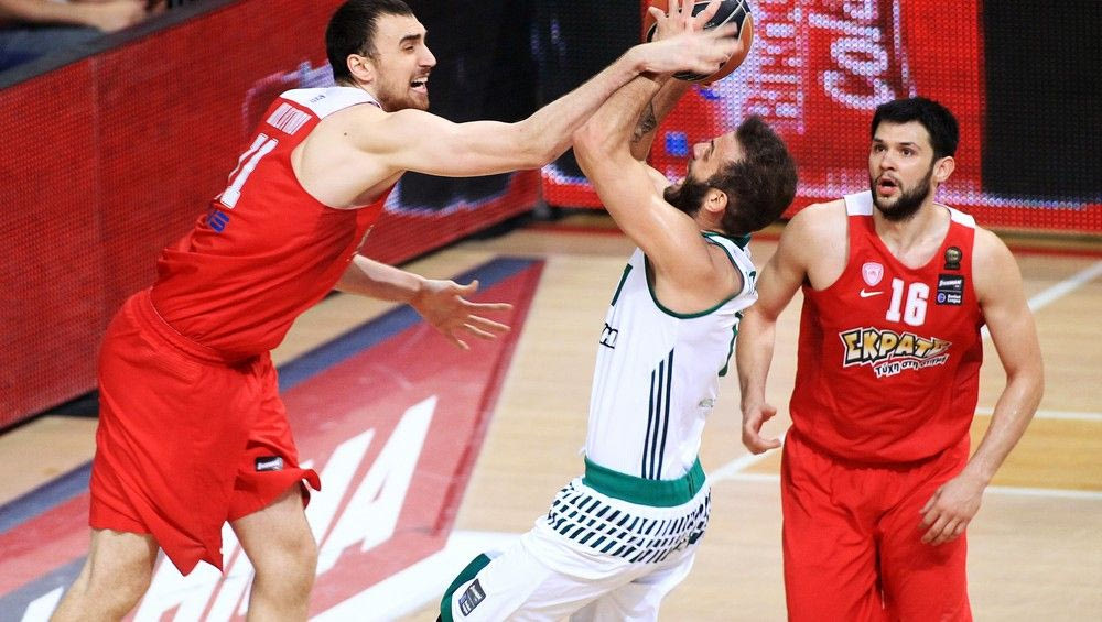 Τρελός Παππάς τον νίκησε, τον Ολυμπιακό, και 1-1 ο Παναθηναϊκός