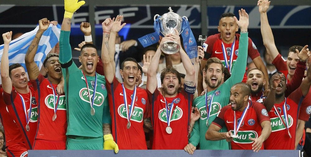 Η τρίτη εμφάνιση δεν είναι ακριβώς Παρί…