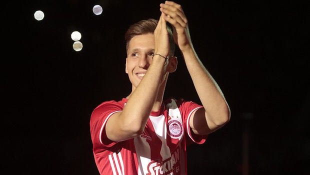 Ρέτσος: “Υπέρτατη τιμή όταν φόρεσα το περιβραχιόνιο”