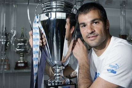 Φινάλε-εφιάλτης για Σάχα: δέχτηκε γκολ από τη σέντρα!