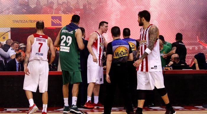 Οι κωλοτούμπες και οι κάφροι του ΣΕΦ