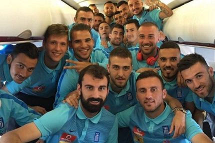 “Γαλανόλευκη” selfie με τρομερή ατάκα Τζαβέλλα!