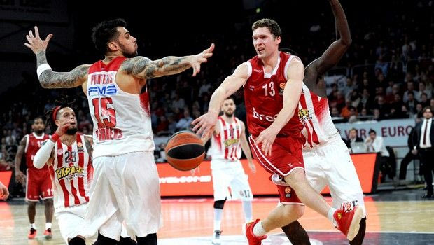 Σπανούλης και Πρίντεζης έστειλαν τον Στρέλνιεκς στον Ολυμπιακό!