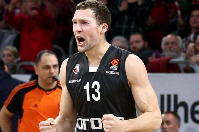 Στρέλνιεκς για δύο χρόνια!