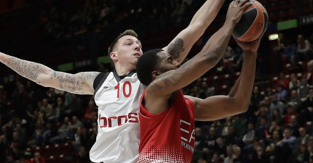 Η αναζήτηση του νέου… Νοβίτσκι έστειλε στο ΝΒΑ και τον Τάις