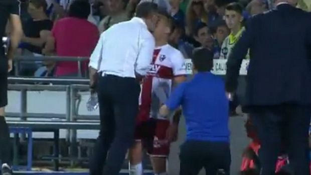 Προπονητής έριξε κουτουλιά σε παίκτη του!