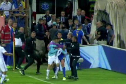 Η χυδαία ατάκα του βοηθού που τρέλανε τον Γιαννιώτα