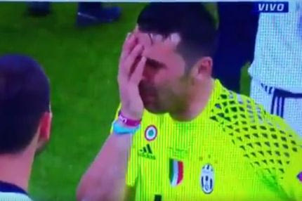 Τραγική φιγούρα ο Μπουφόν