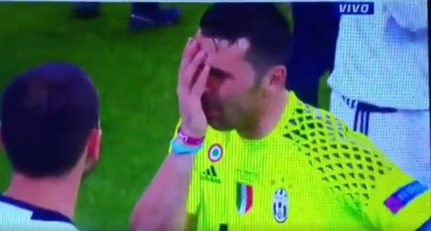 Τραγική φιγούρα ο Μπουφόν