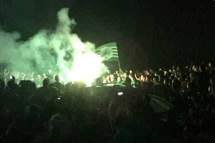 Μεταμεσονύχτιο “προσκύνημα” στο ΟΑΚΑ από χιλιάδες οπαδούς