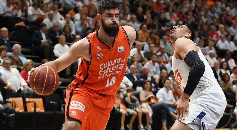 Ολοκλήρωσε το… σοκ και το σήκωσε η Βαλένθια!