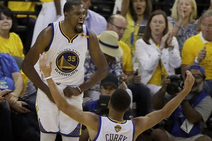 Ούτε ψίχουλο άφησαν οι Γουόριορς στους Καβαλίερς