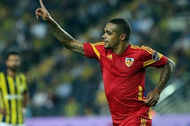 ΠΑΟΚ και ΑΕΚ για Ουέλιτον: Ποιος είναι ο Βραζιλιάνος γκολτζής