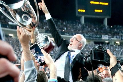 Πετάει, πετάει… ο Σαββίδης!